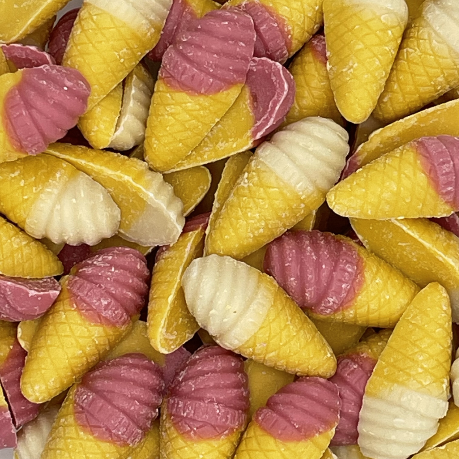 Hannah's Candy Cones - Strawberry & cream flavoured candy In the shape of ice cream cones.