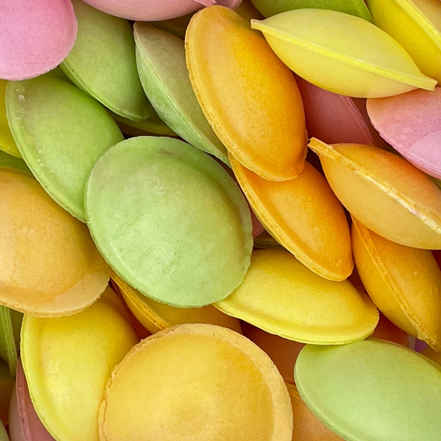 Flying Saucers citric wafer shapes filled withh sherbet