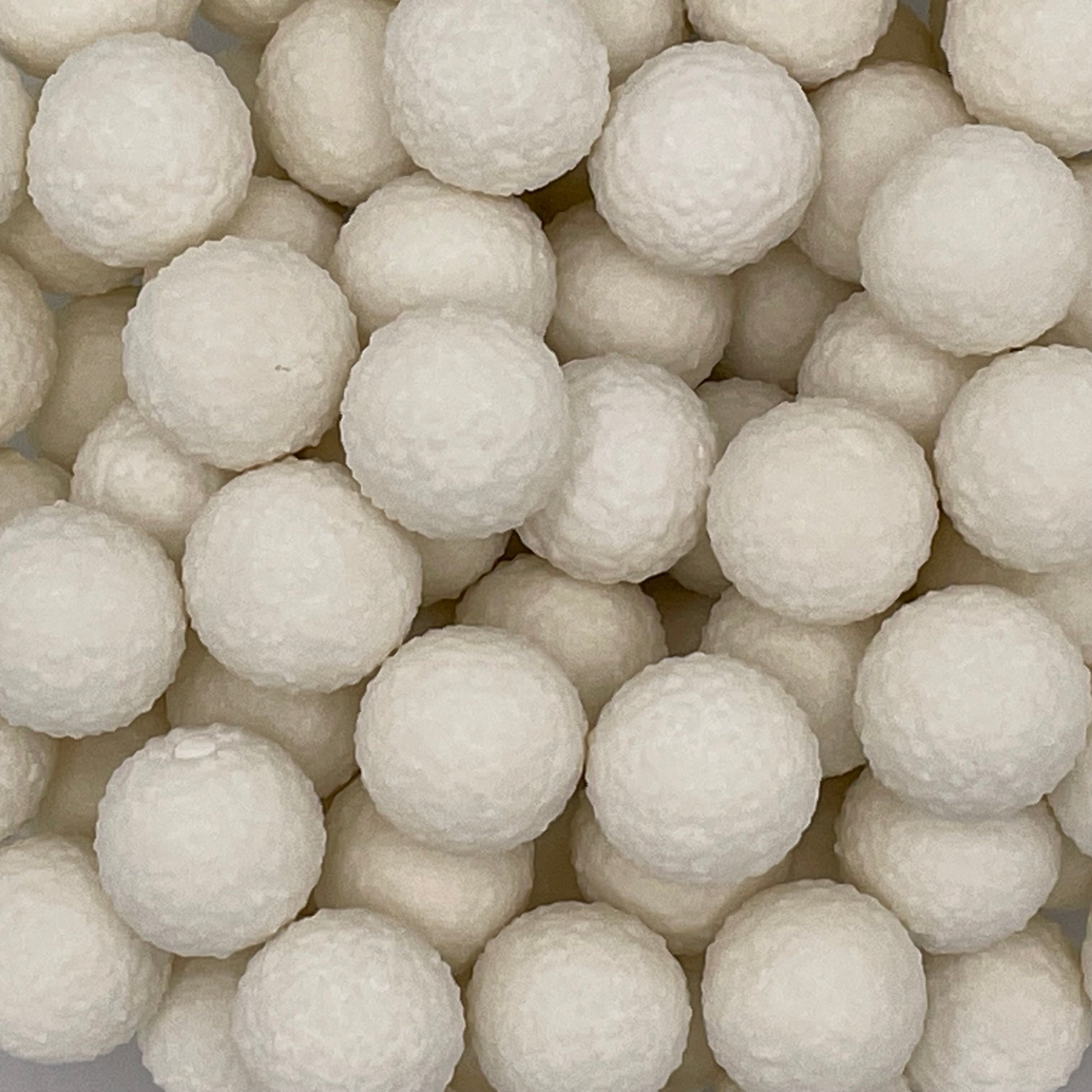 Golf Ball Bubblegum Sweets - Mint Flavour Bobbly Bubblegum Balls.