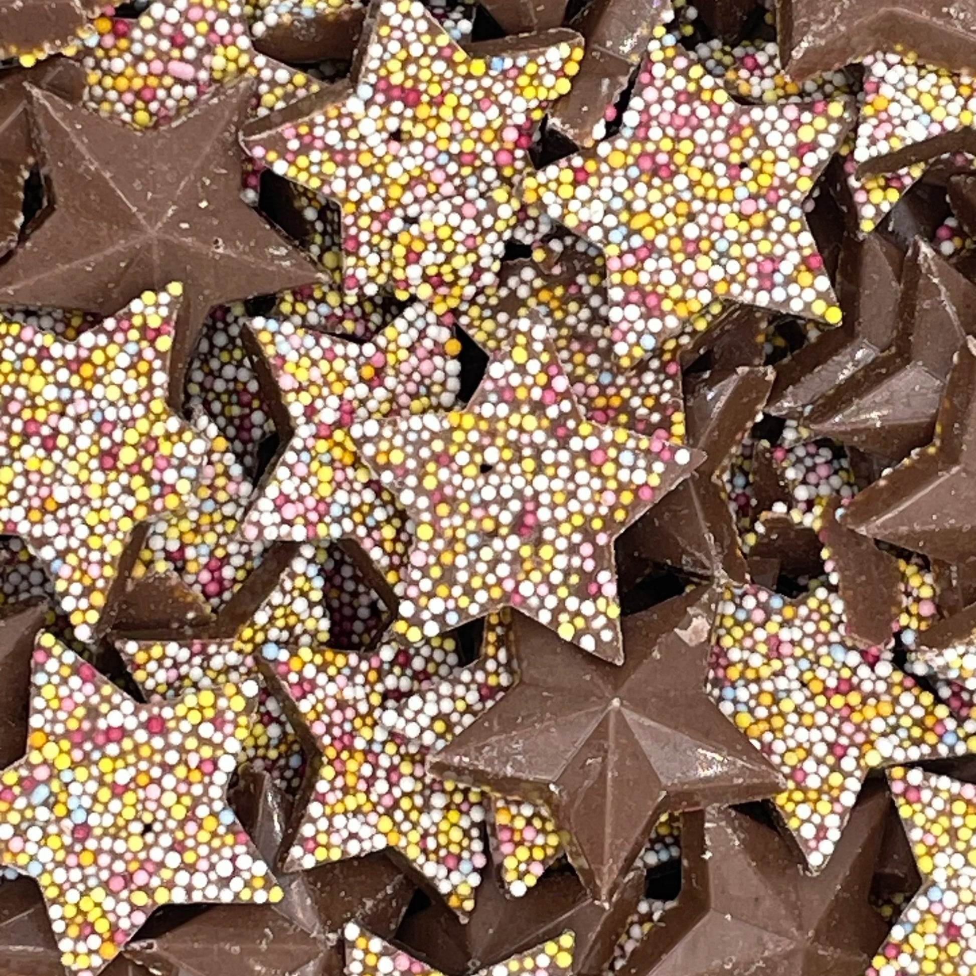 Jazzles Starz - Milk chocolate flavour candy with a crunchy candy coating