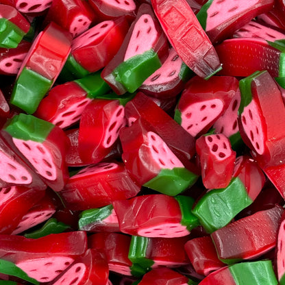 Kingsway Strawberry Liquorice Slices - Strawberry flavour sweets with a sugar paste filling.