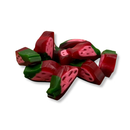 Kingsway Strawberry Liquorice Slices - Strawberry flavour sweets with a sugar paste filling.