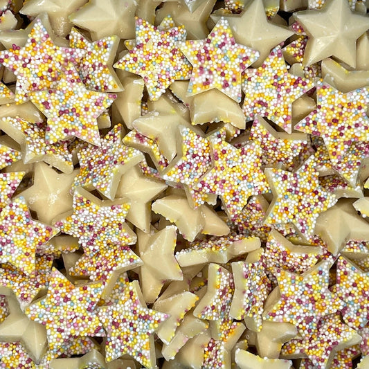 White chocolate flavour stars, topped with crunchy rainbow candy.